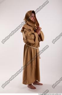 08 2019 01 JOEL ADAMSON PRAYING POSE